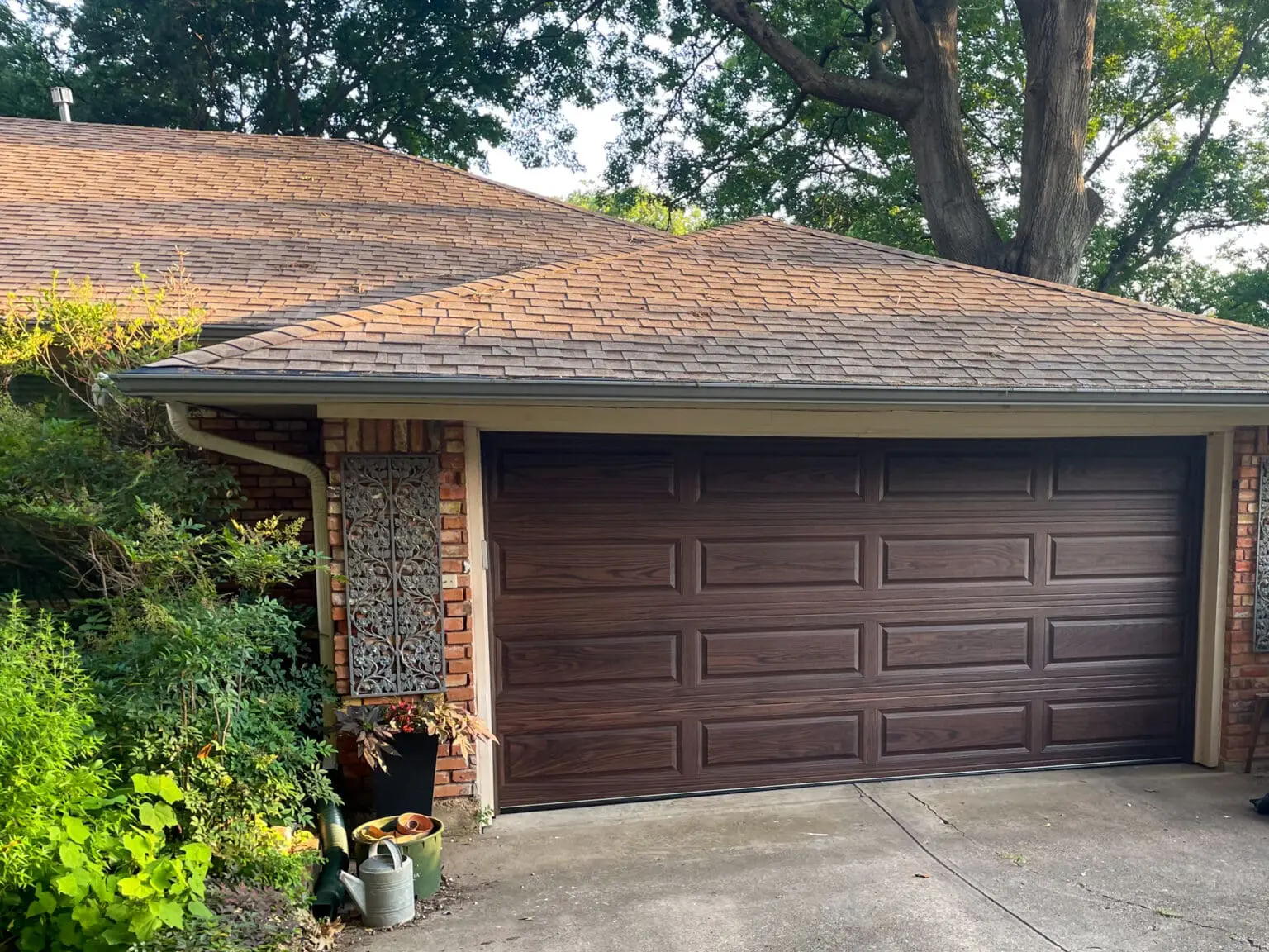 TraditionalRaisedPanelWoodGarageDoor