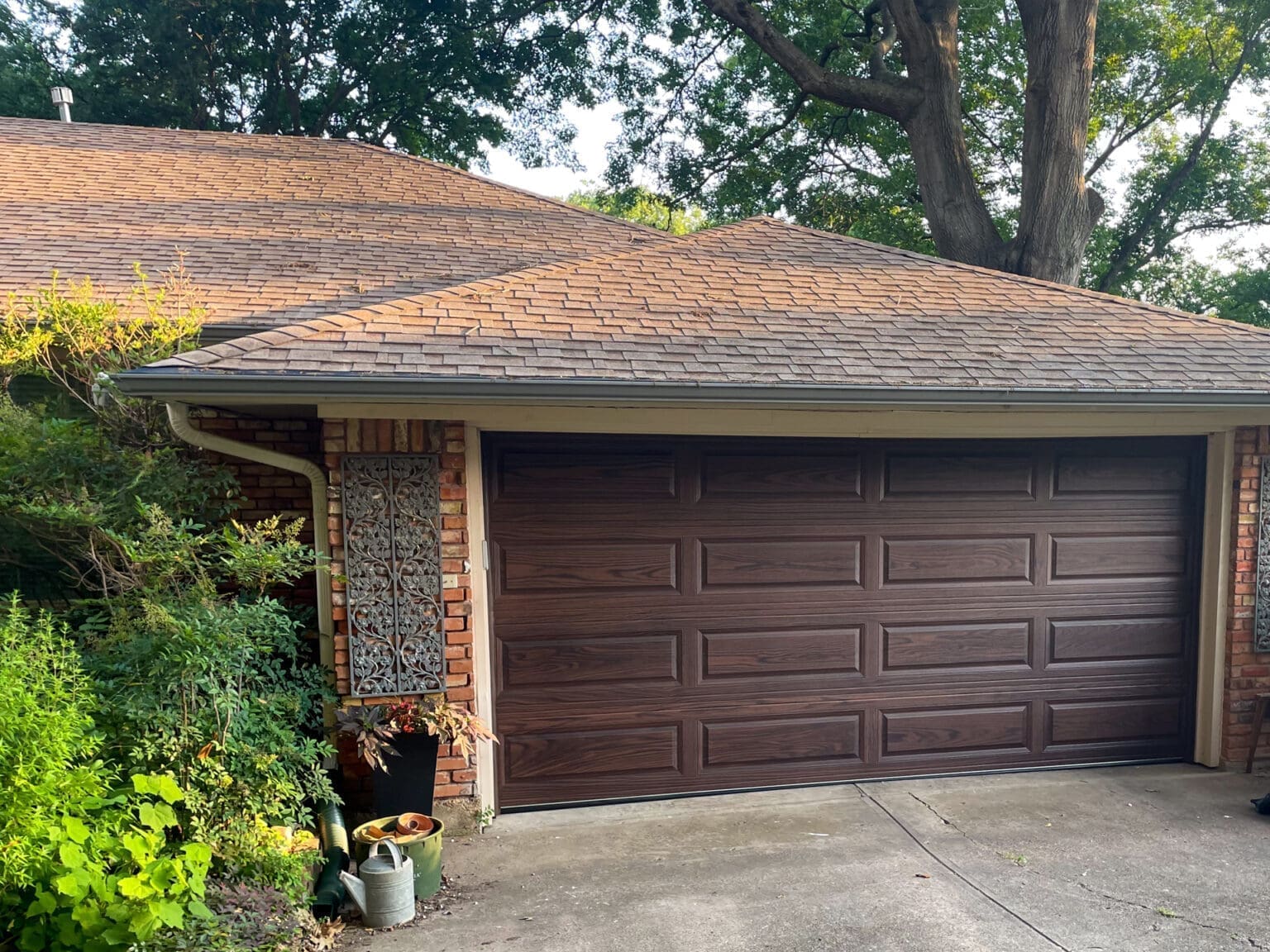 TraditionalRaisedPanelWoodGarageDoor